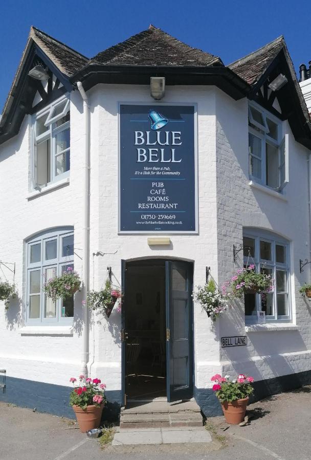 The Blue Bell Hotel Мидхърст Екстериор снимка